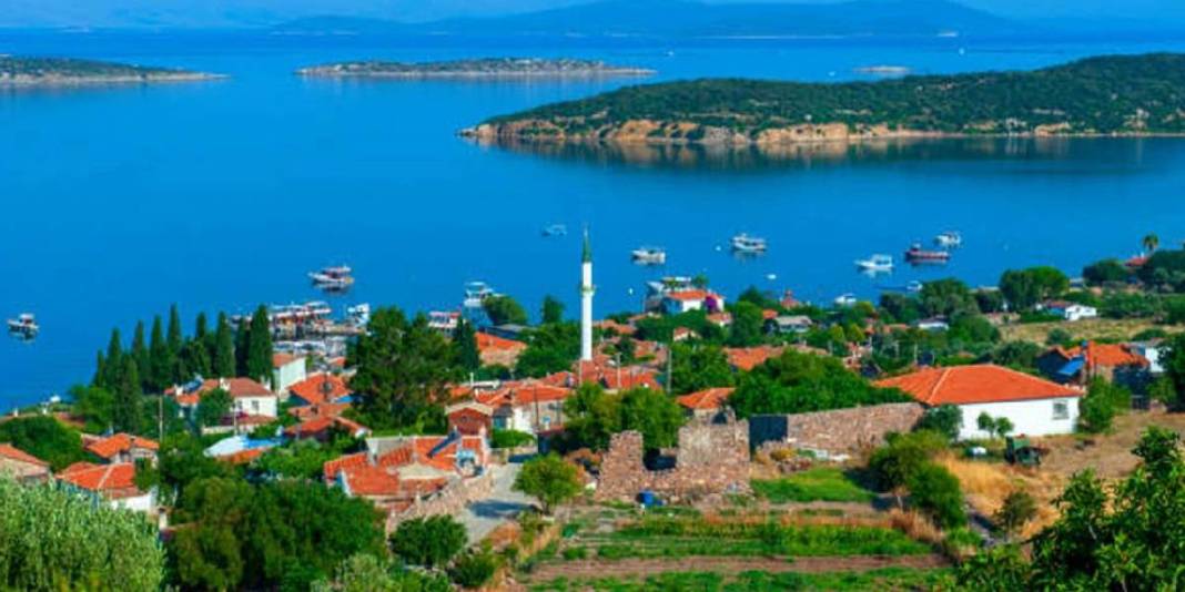 Huzurun gün batımıyla buluşma adresi! İzmir’e gitmek için bir neden daha: Kalabalık yok, deniz ve sessizlik var 5